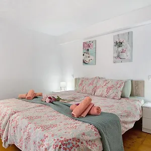 https://arrecife-4-you.in-canary-islands.com